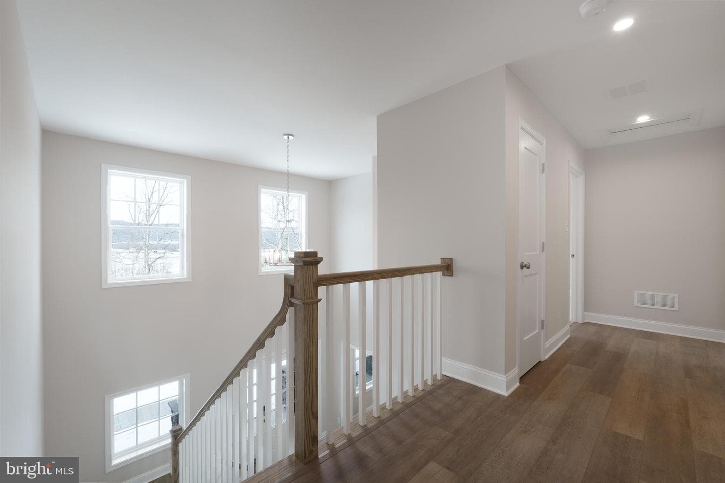 2431 Barns Lane photo 42