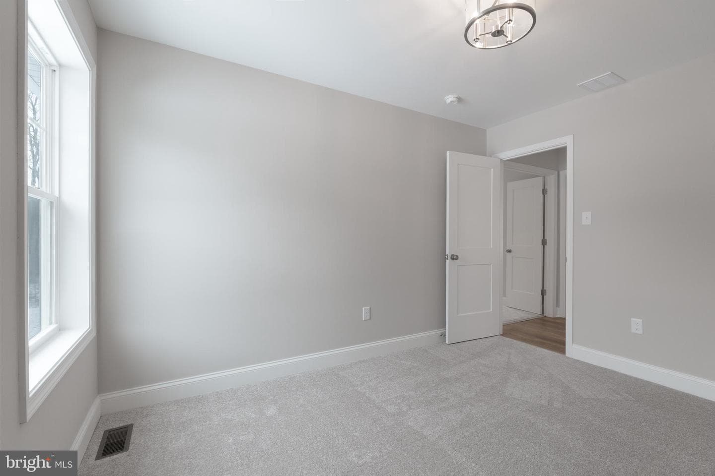2431 Barns Lane photo 64