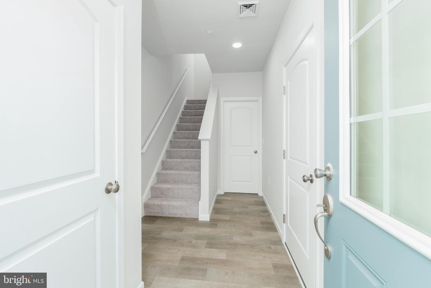 172 Highpoint Park Drive photo 2