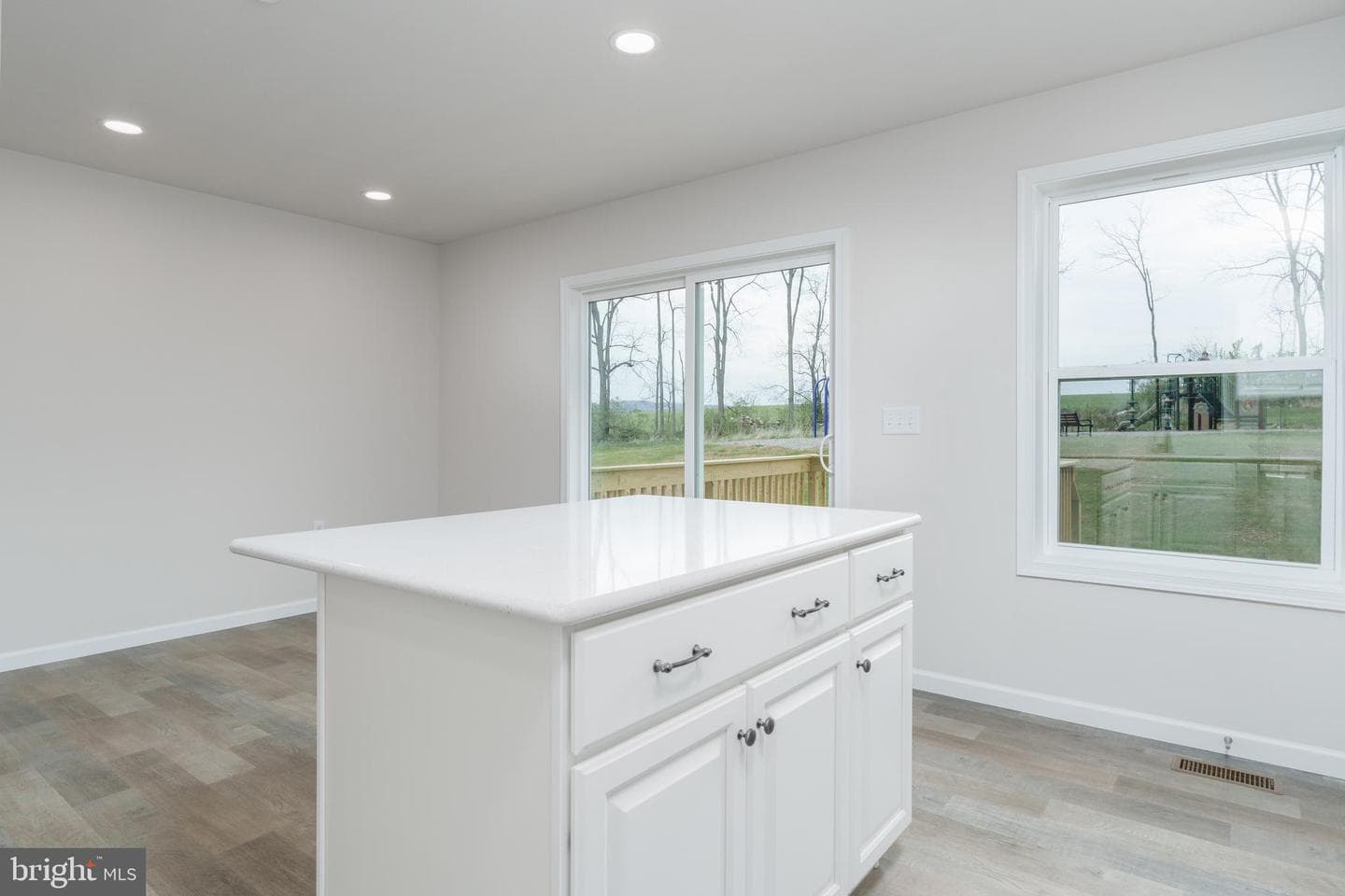 172 Highpoint Park Drive photo 6