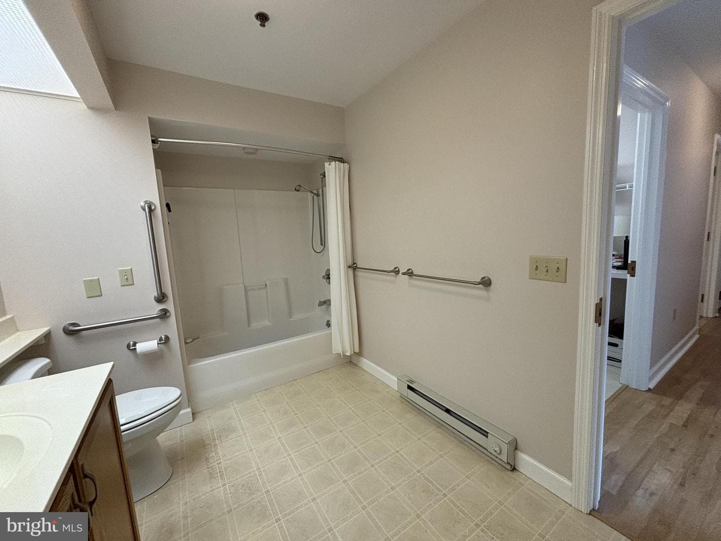 305 Village Heights Drive #222 photo 17