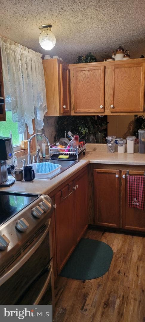 229 E Burnside Street photo 13