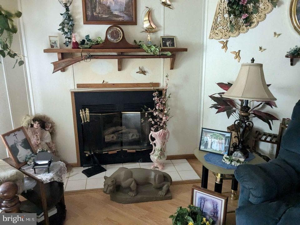 229 E Burnside Street photo 6