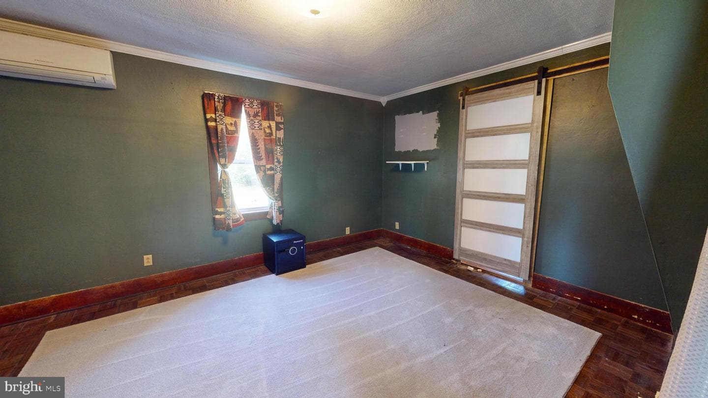 127 E Hannah Lane photo 7