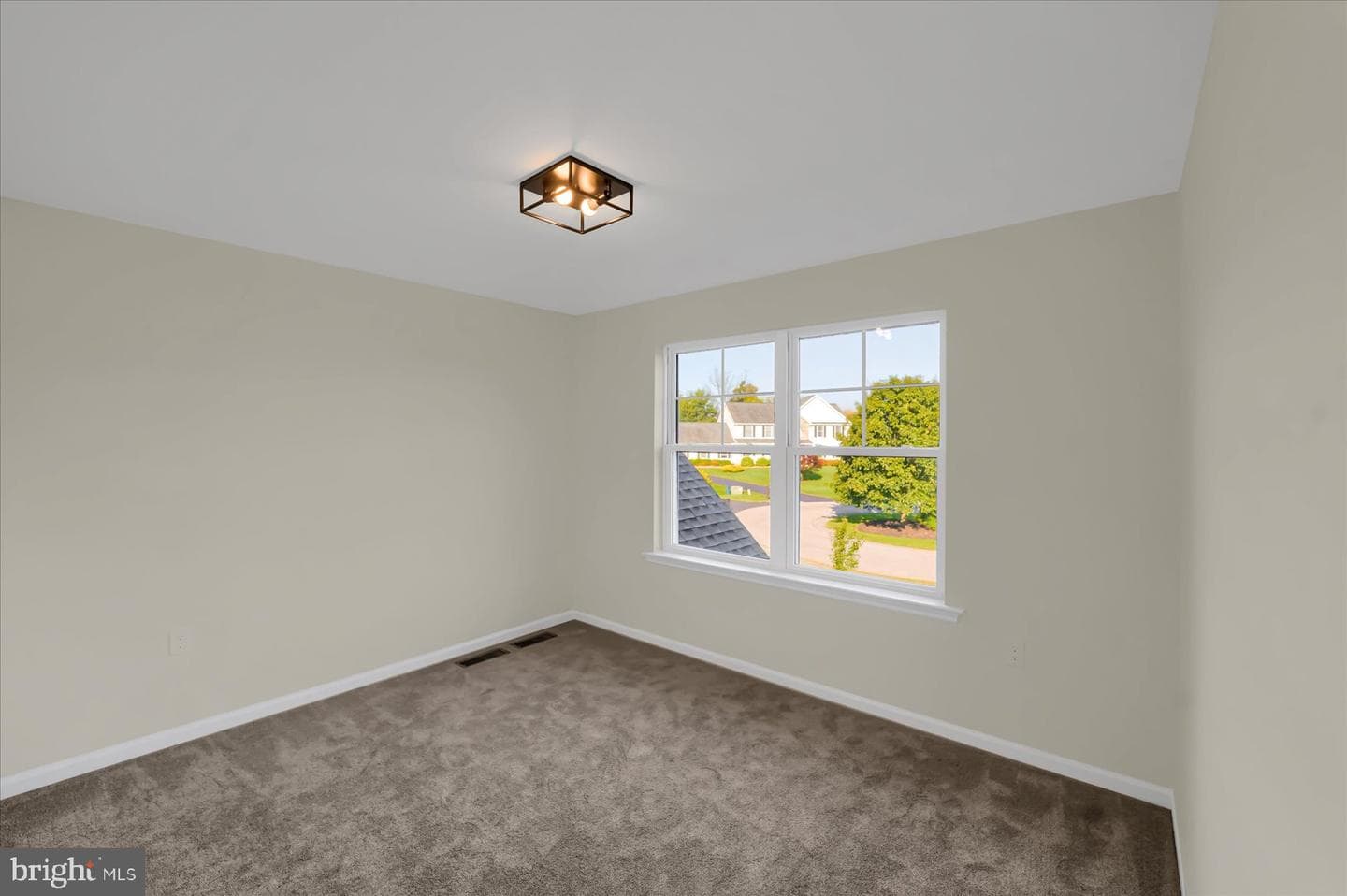 83 Landon Drive photo 29