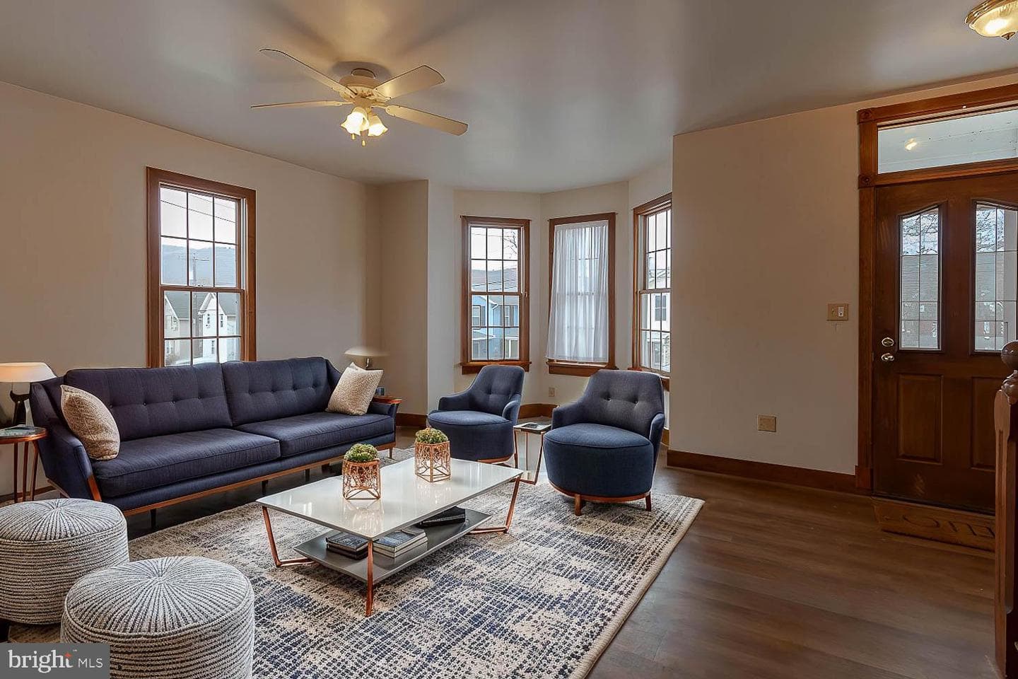 338 E Lamb Street photo 3