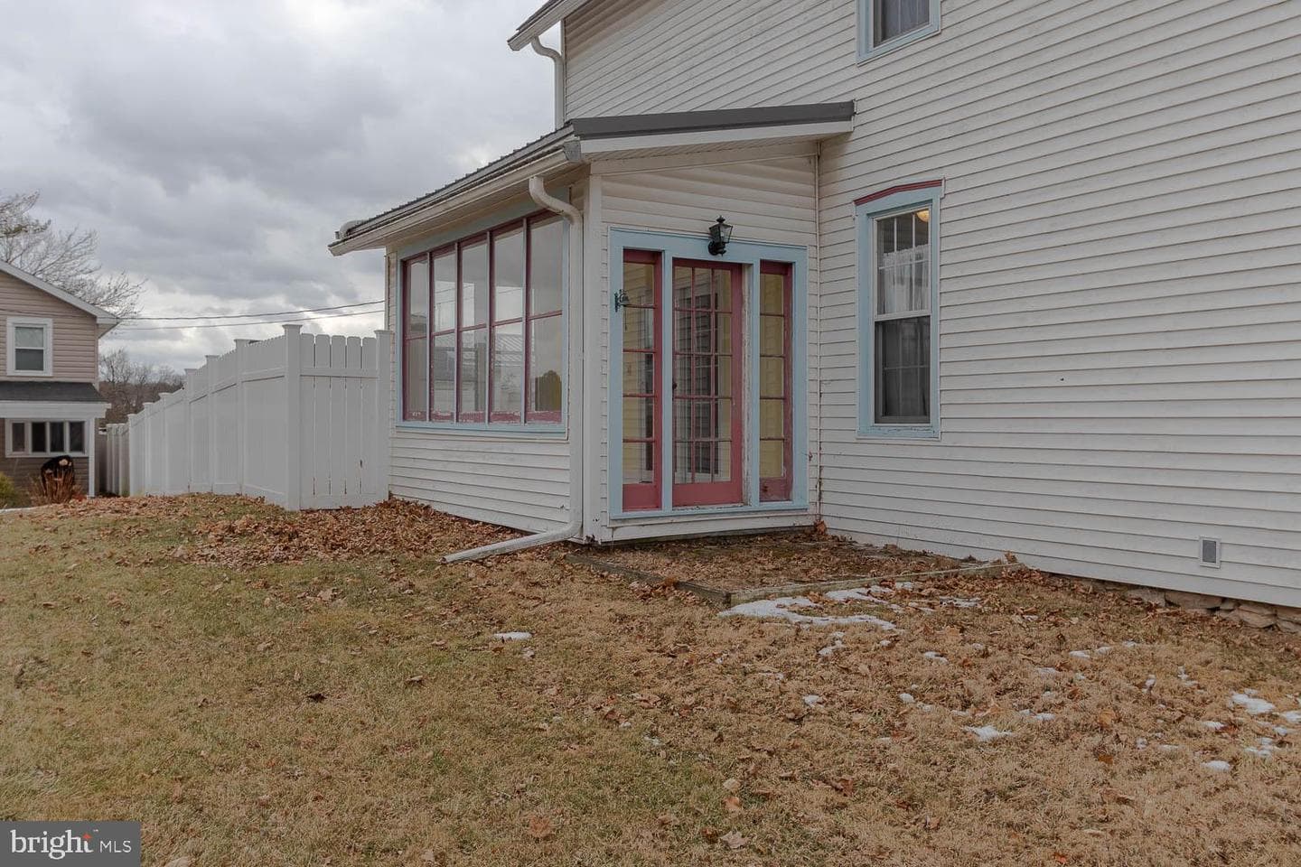 338 E Lamb Street photo 36