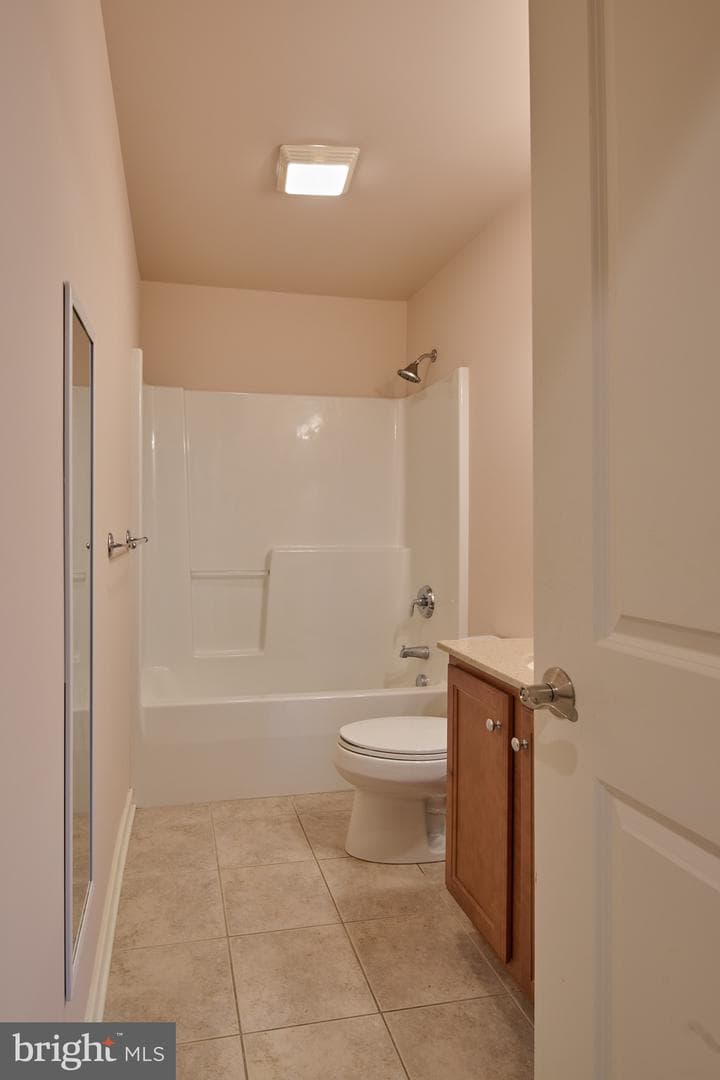 185 Wiltree Court photo 36