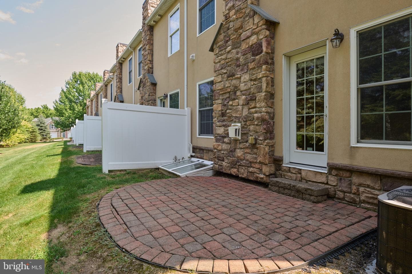 185 Wiltree Court photo 46