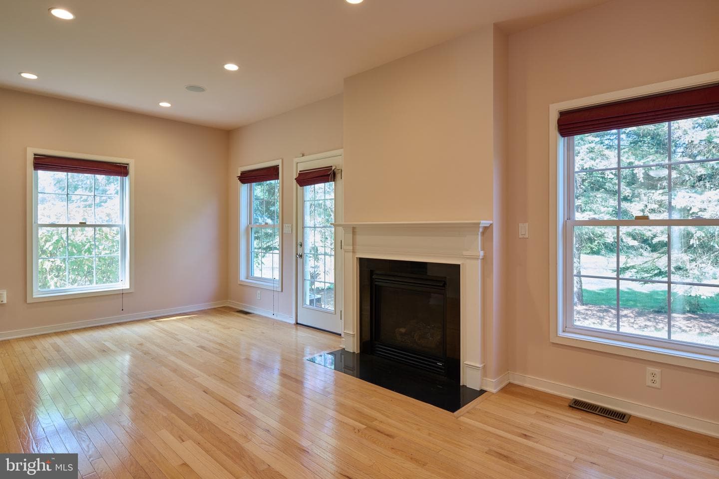 185 Wiltree Court photo 6