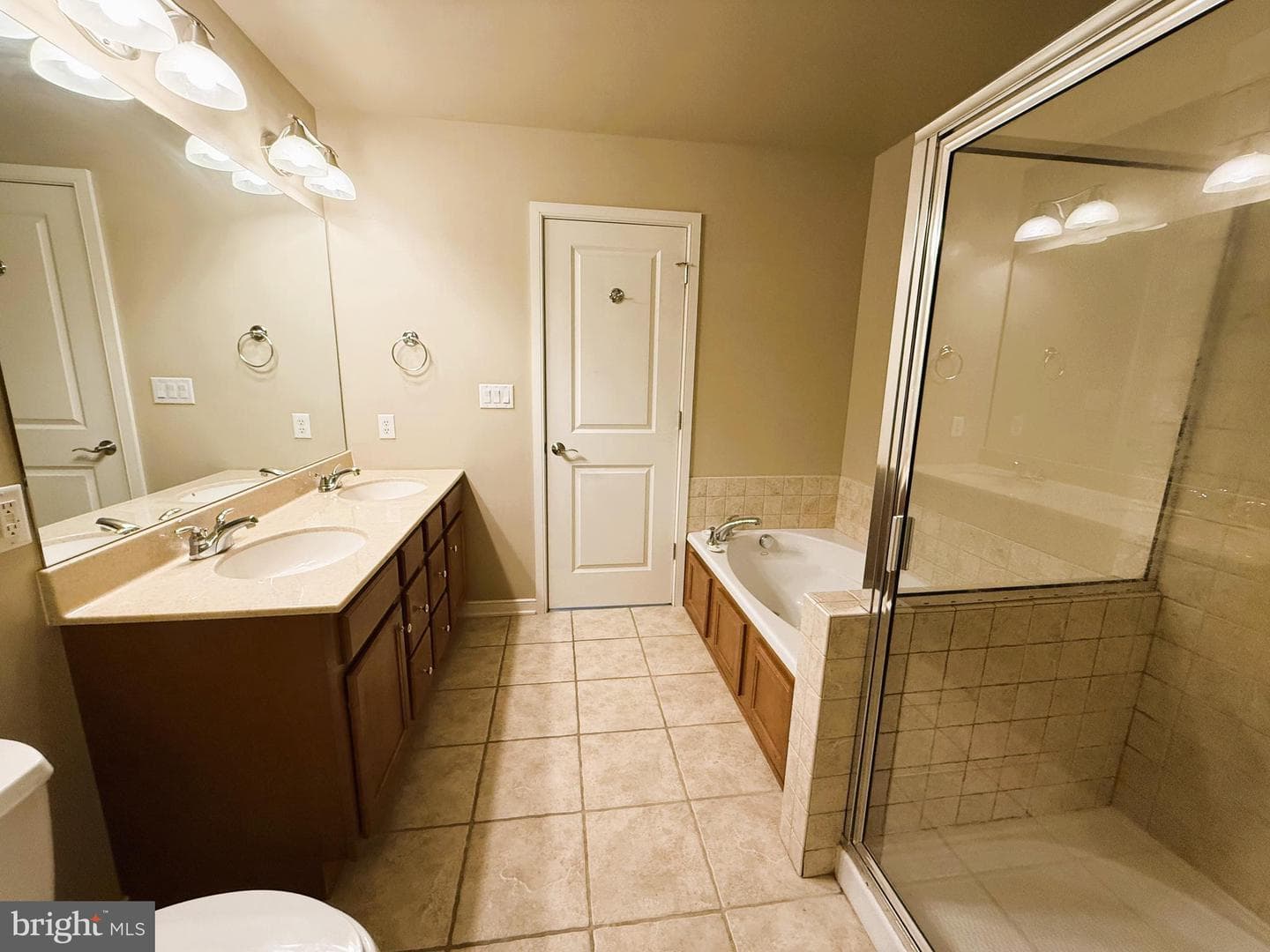 187 Wiltree Court photo 10