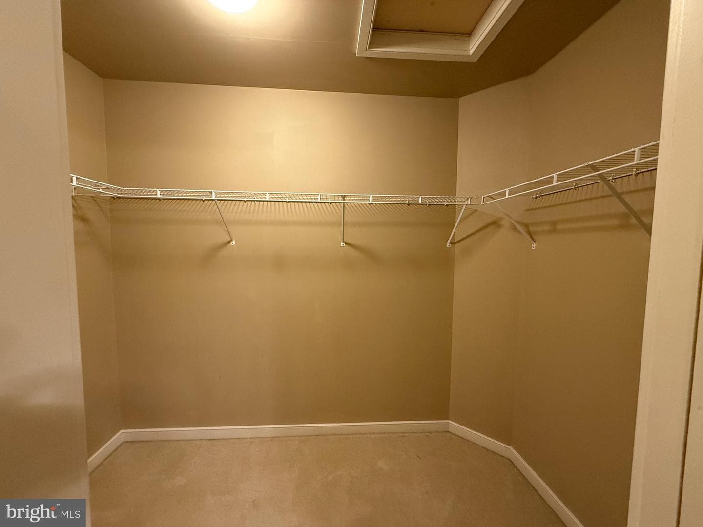187 Wiltree Court photo 12