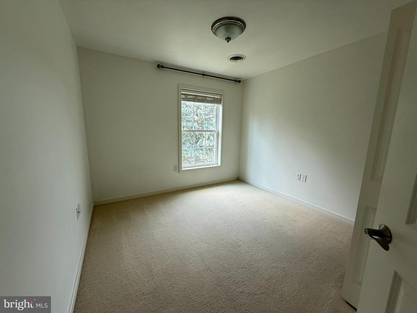 187 Wiltree Court photo 14