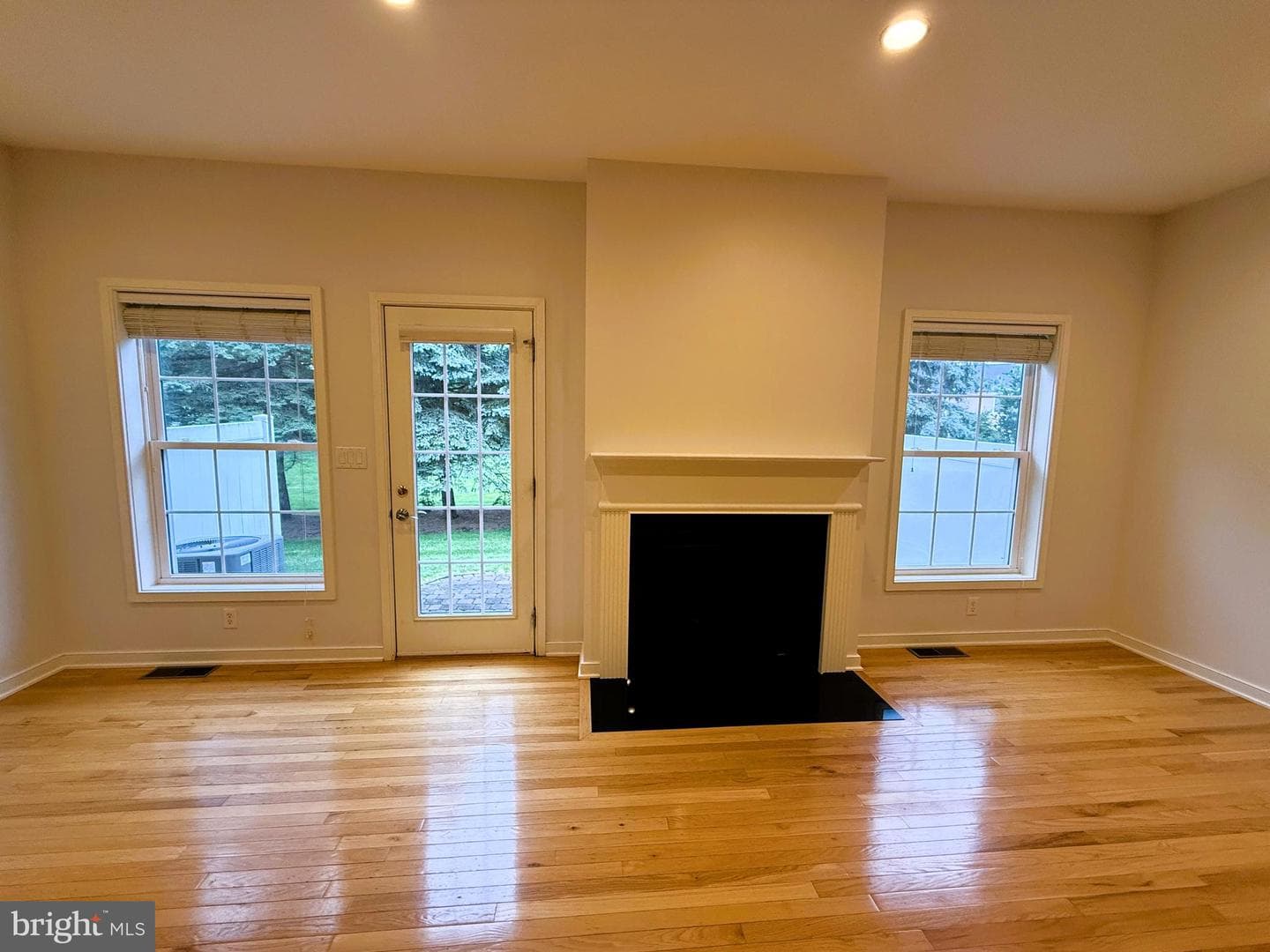 187 Wiltree Court photo 3