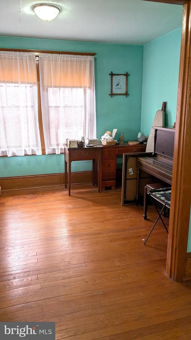 926 W Beaver Avenue photo 31