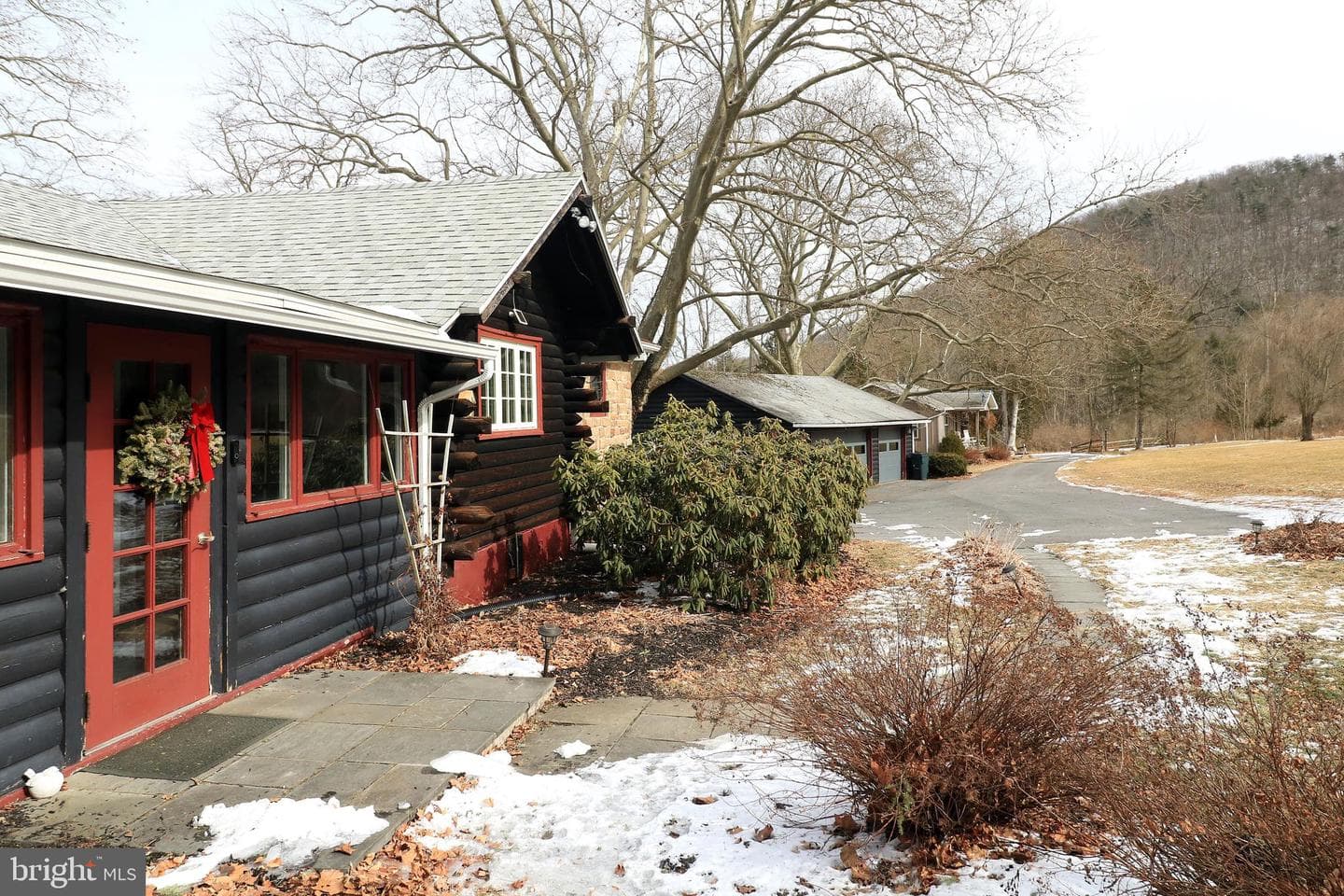 448 Hecla Road photo 46