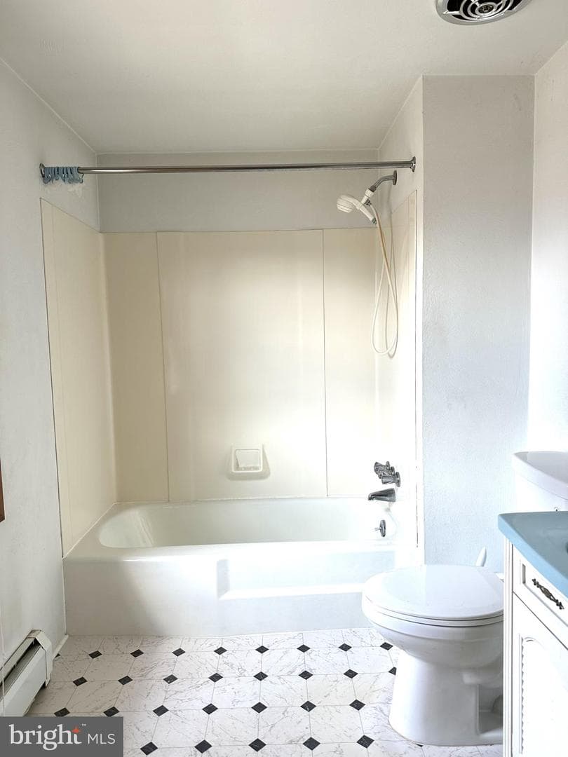 228 N McAllister Street photo 16