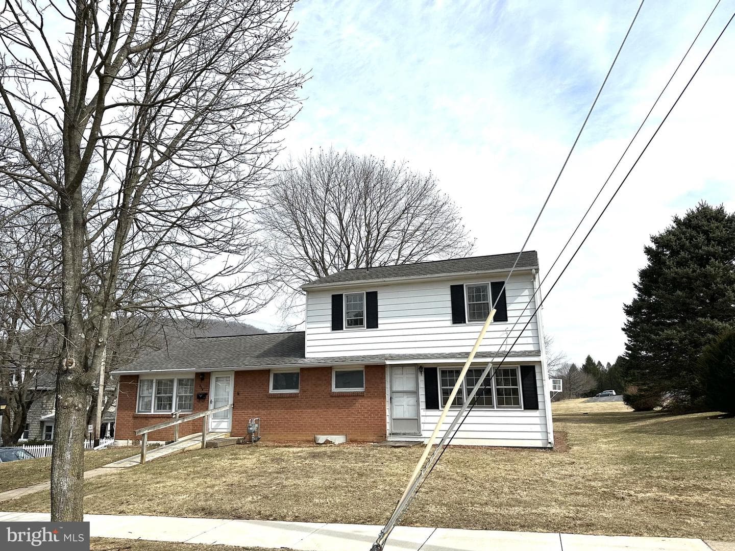 228 N McAllister Street photo 17