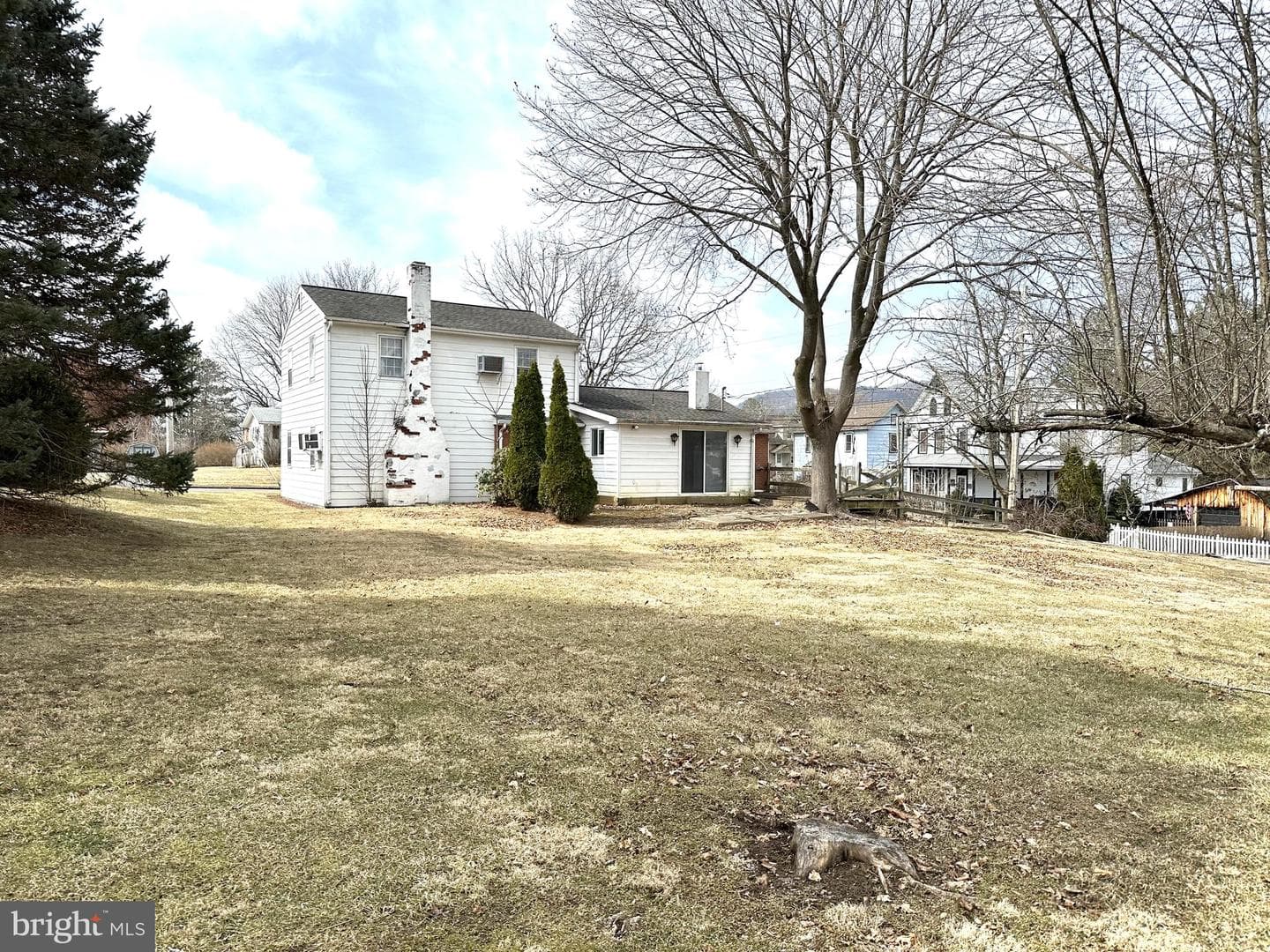 228 N McAllister Street photo 18