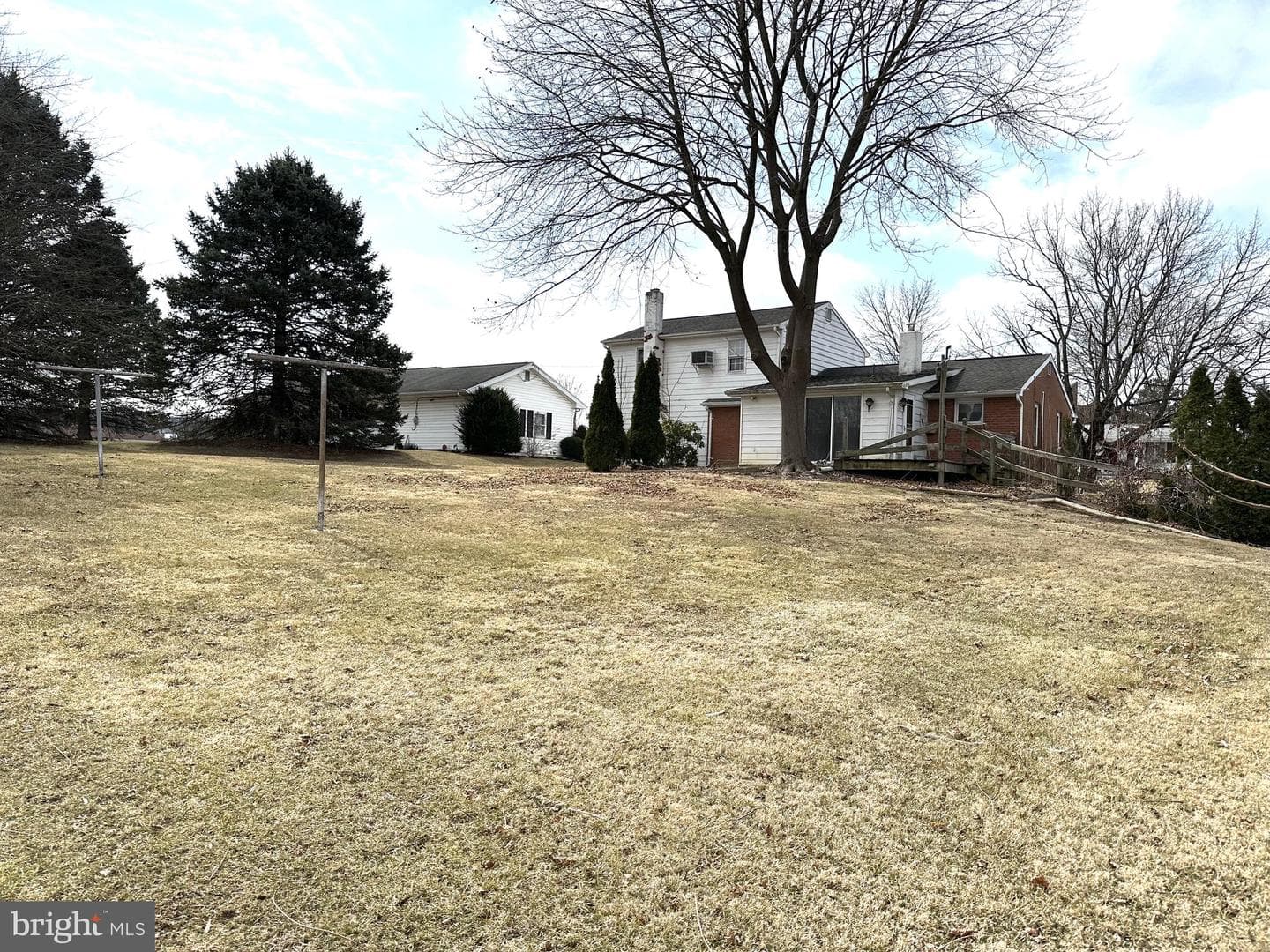 228 N McAllister Street photo 19
