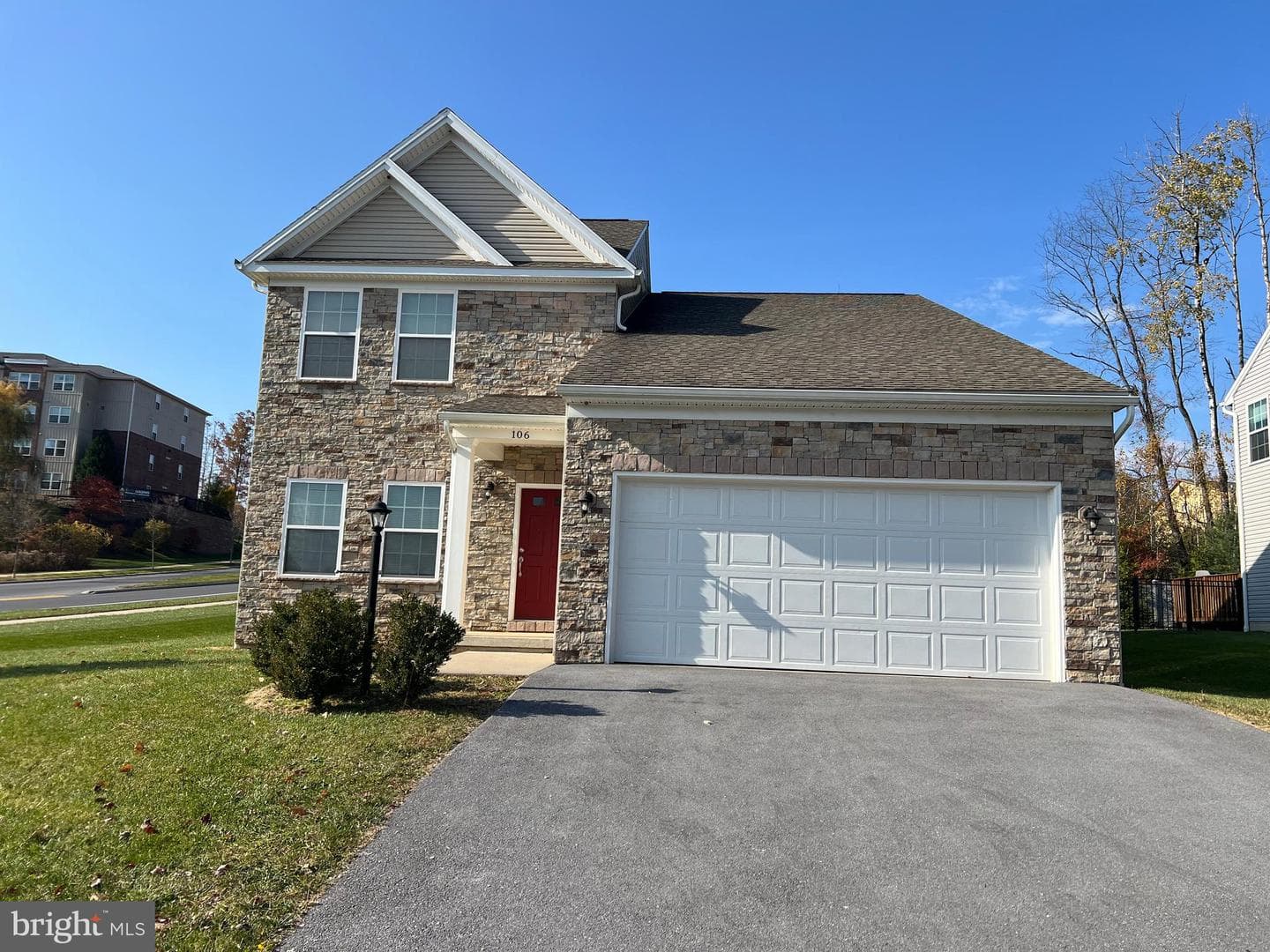 106 Deans Way photo 2