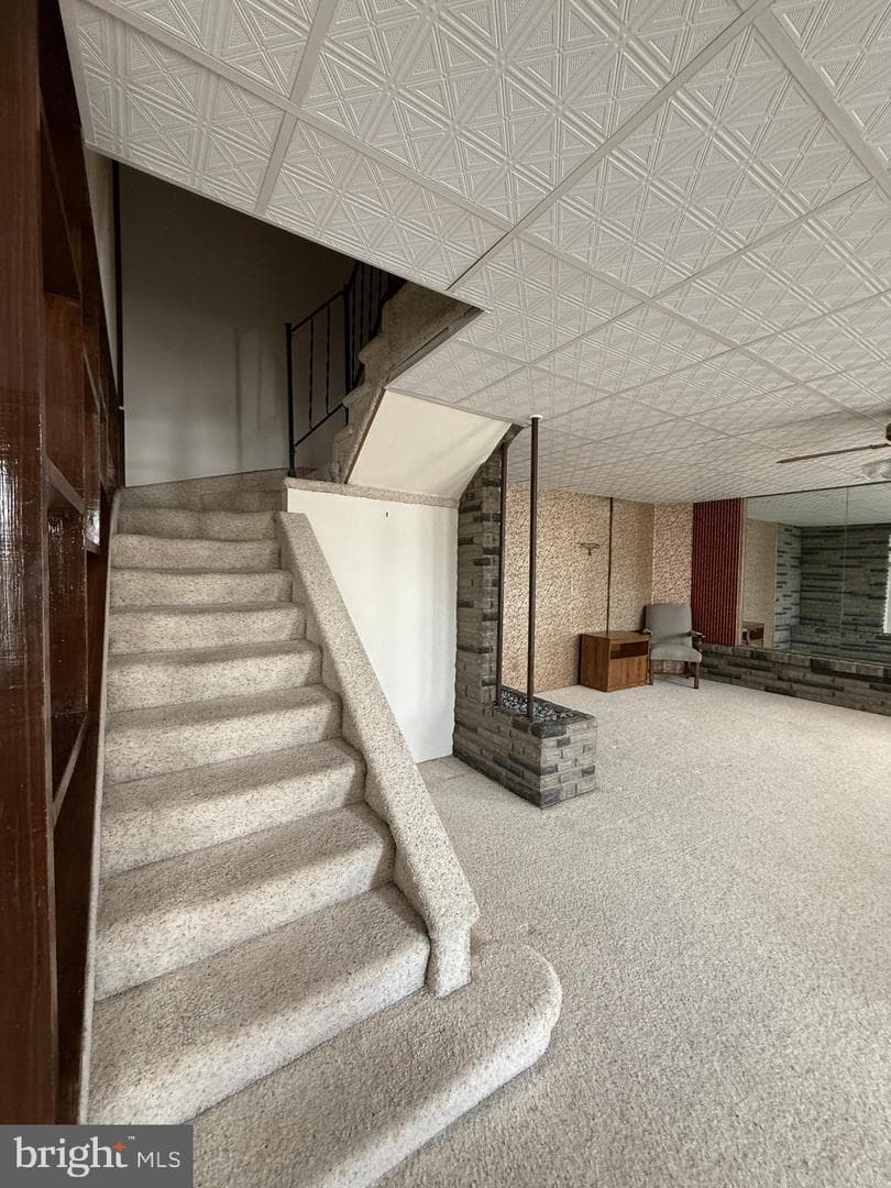 215 E High Street photo 11