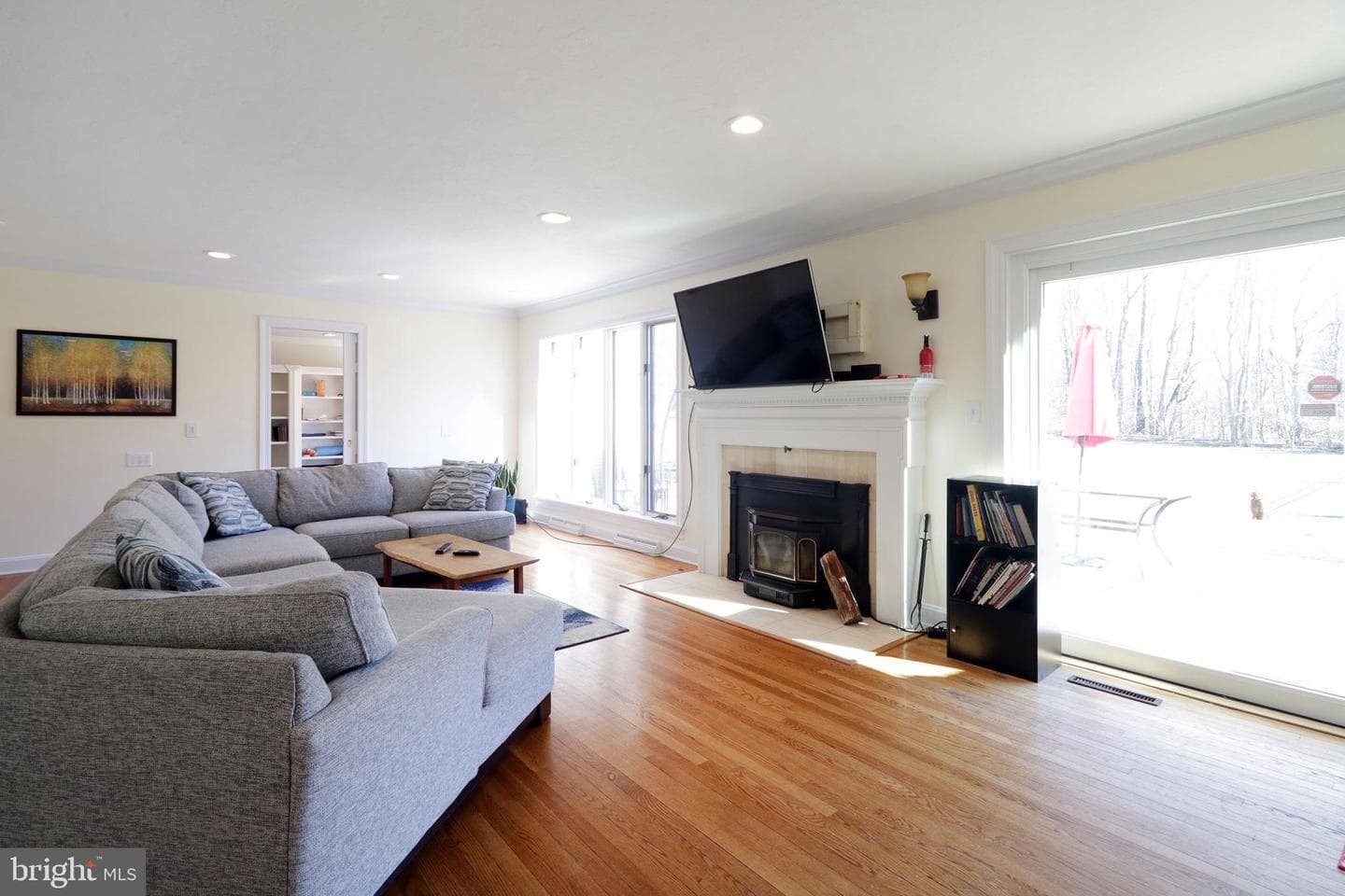 2610 Sleepy Hollow Drive photo 16