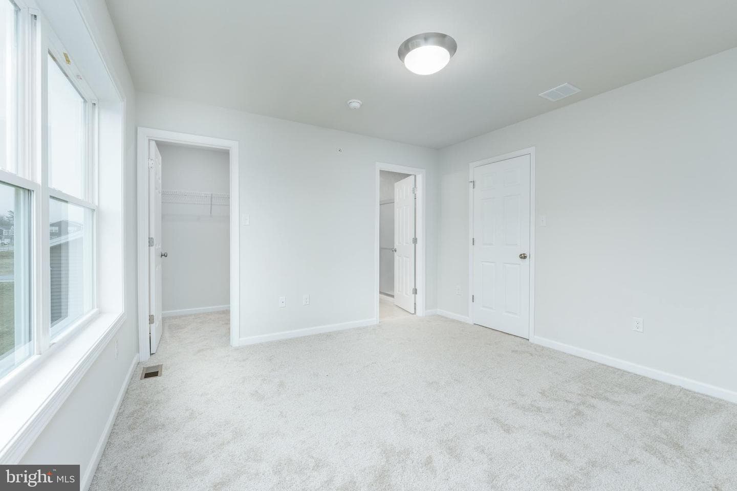 128 Dolomite Drive photo 14