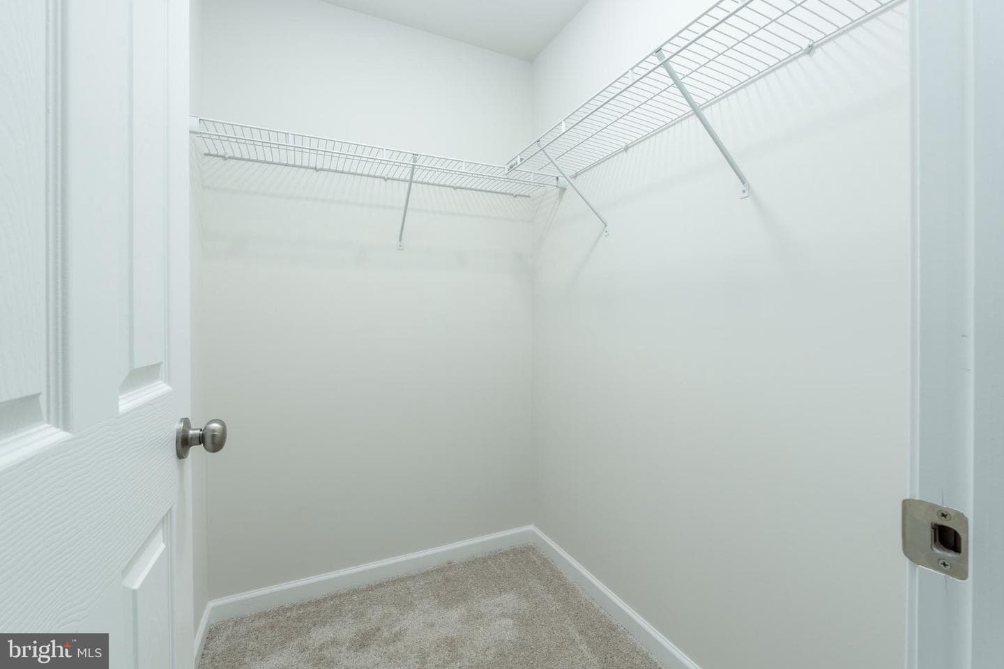 128 Dolomite Drive photo 15