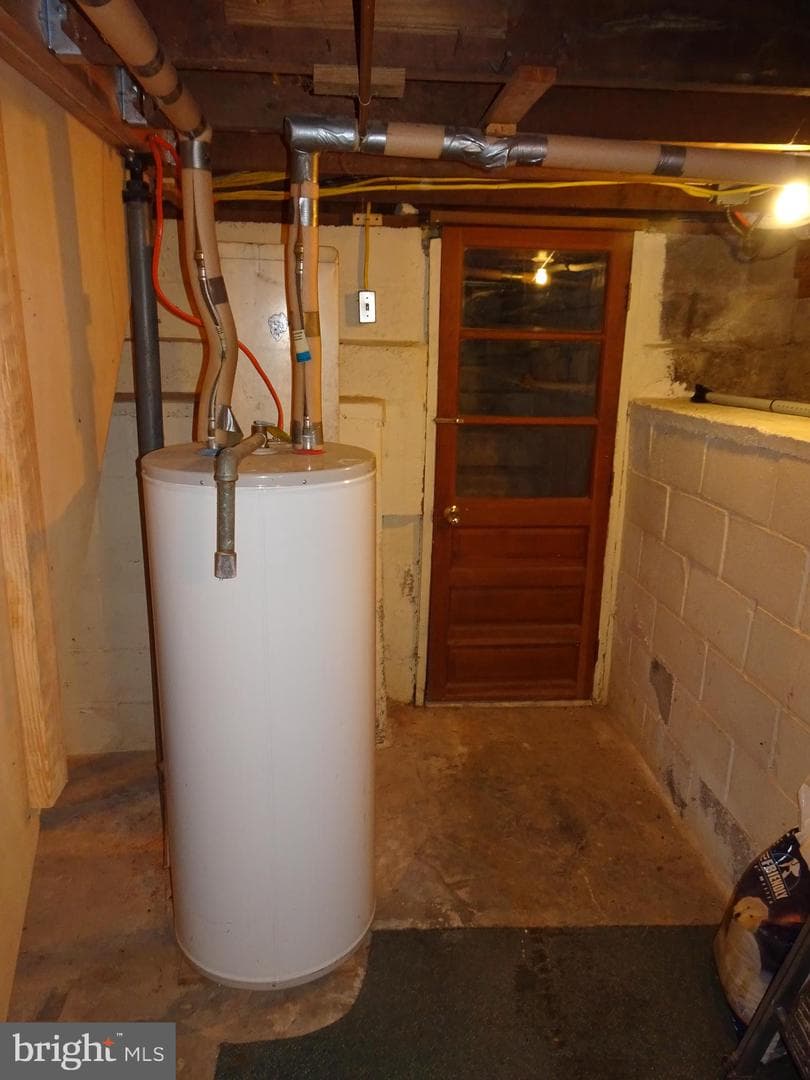 324 Forge Road photo 4