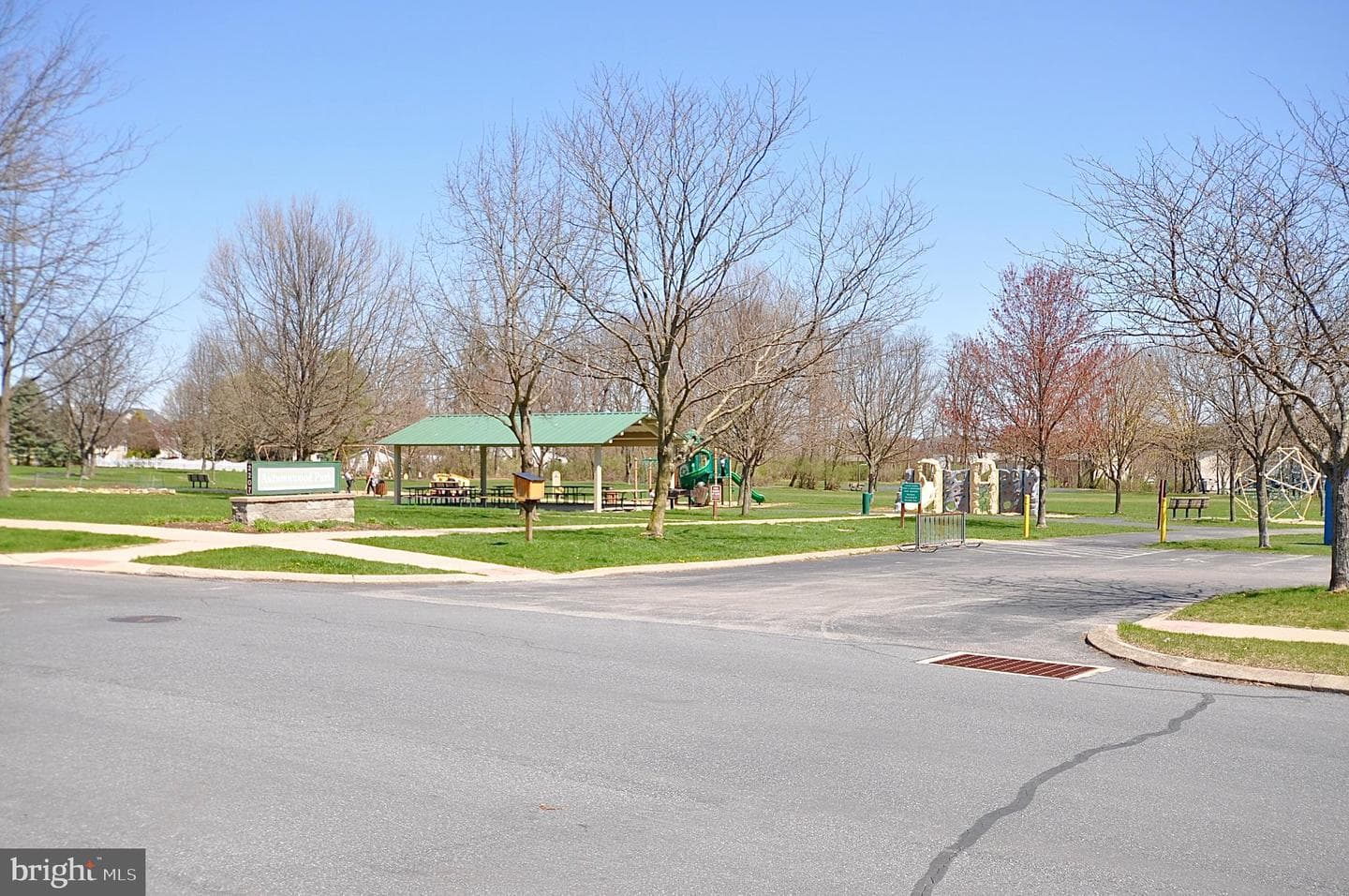 2164 Autumnwood Drive photo 28