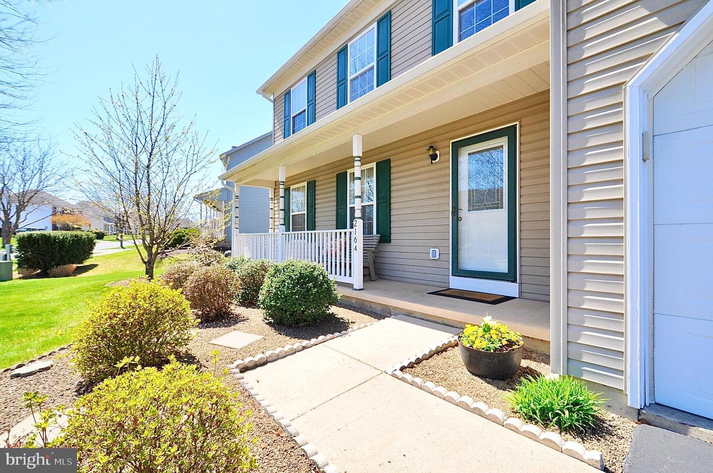 2164 Autumnwood Drive photo 3