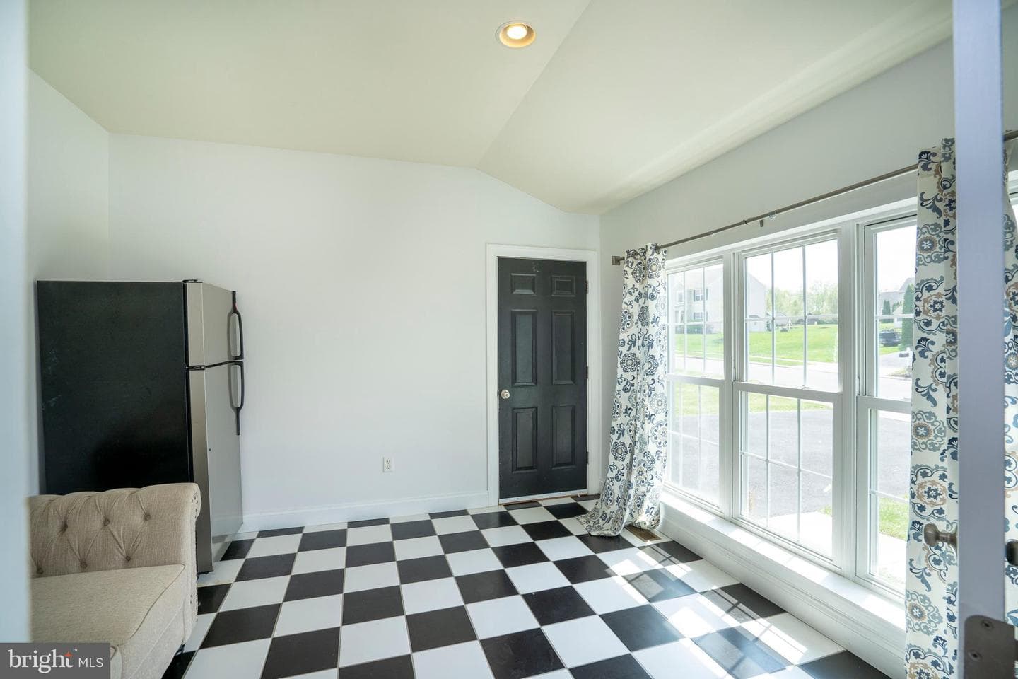 179 Chicory Avenue photo 24