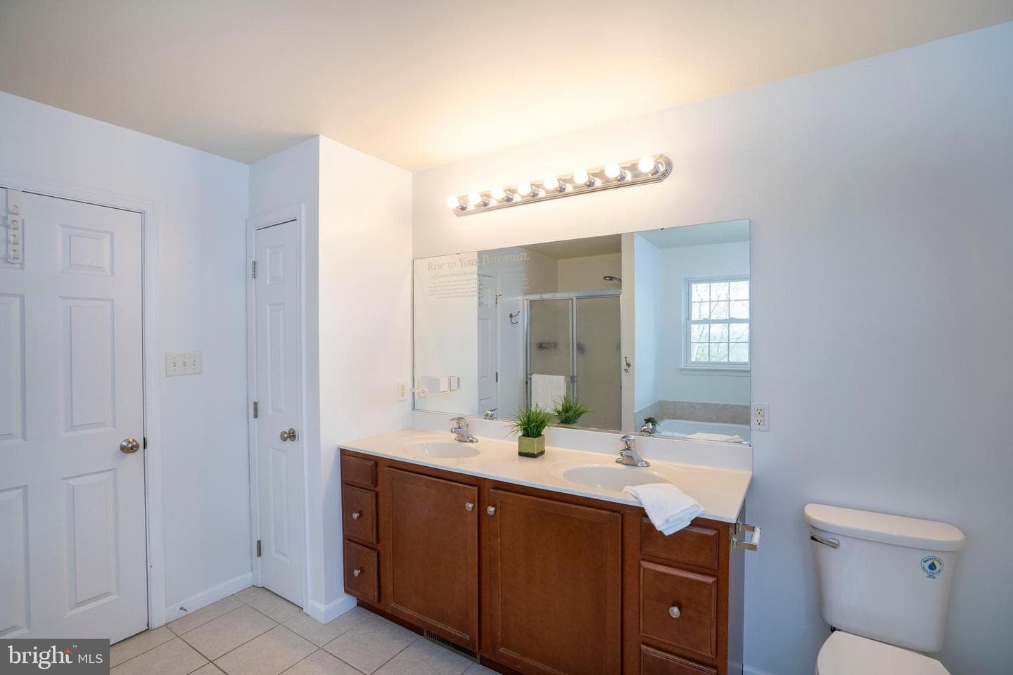 179 Chicory Avenue photo 36