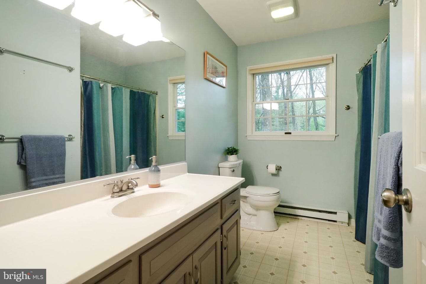 564 Lanceshire Lane photo 38