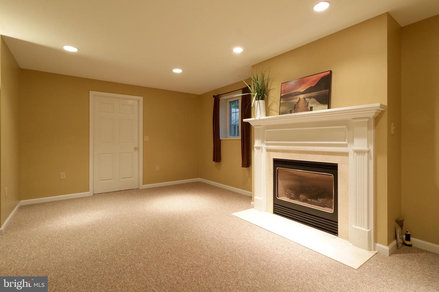 564 Lanceshire Lane photo 40