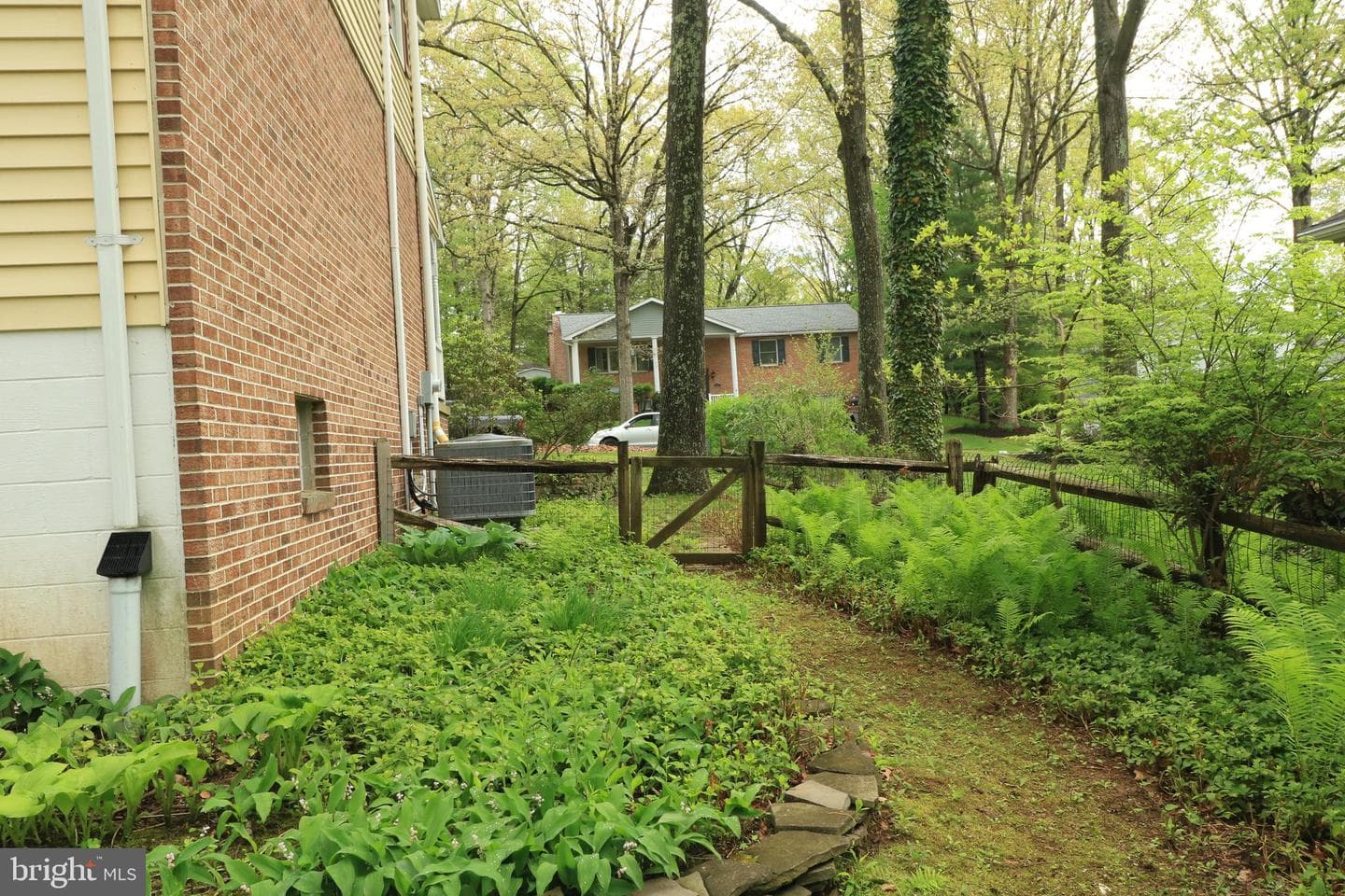564 Lanceshire Lane photo 49