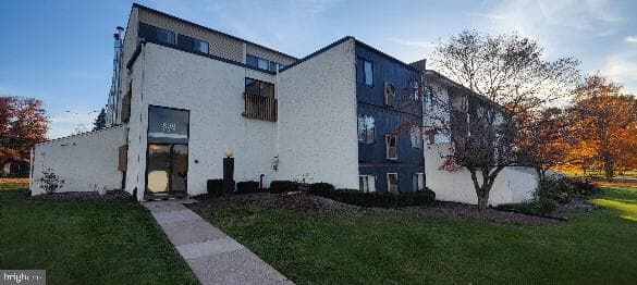 808 Stratford Drive #14 photo 2