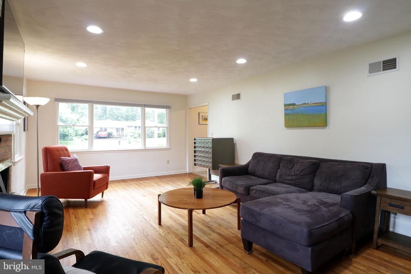 131 W Marylyn Avenue photo 11
