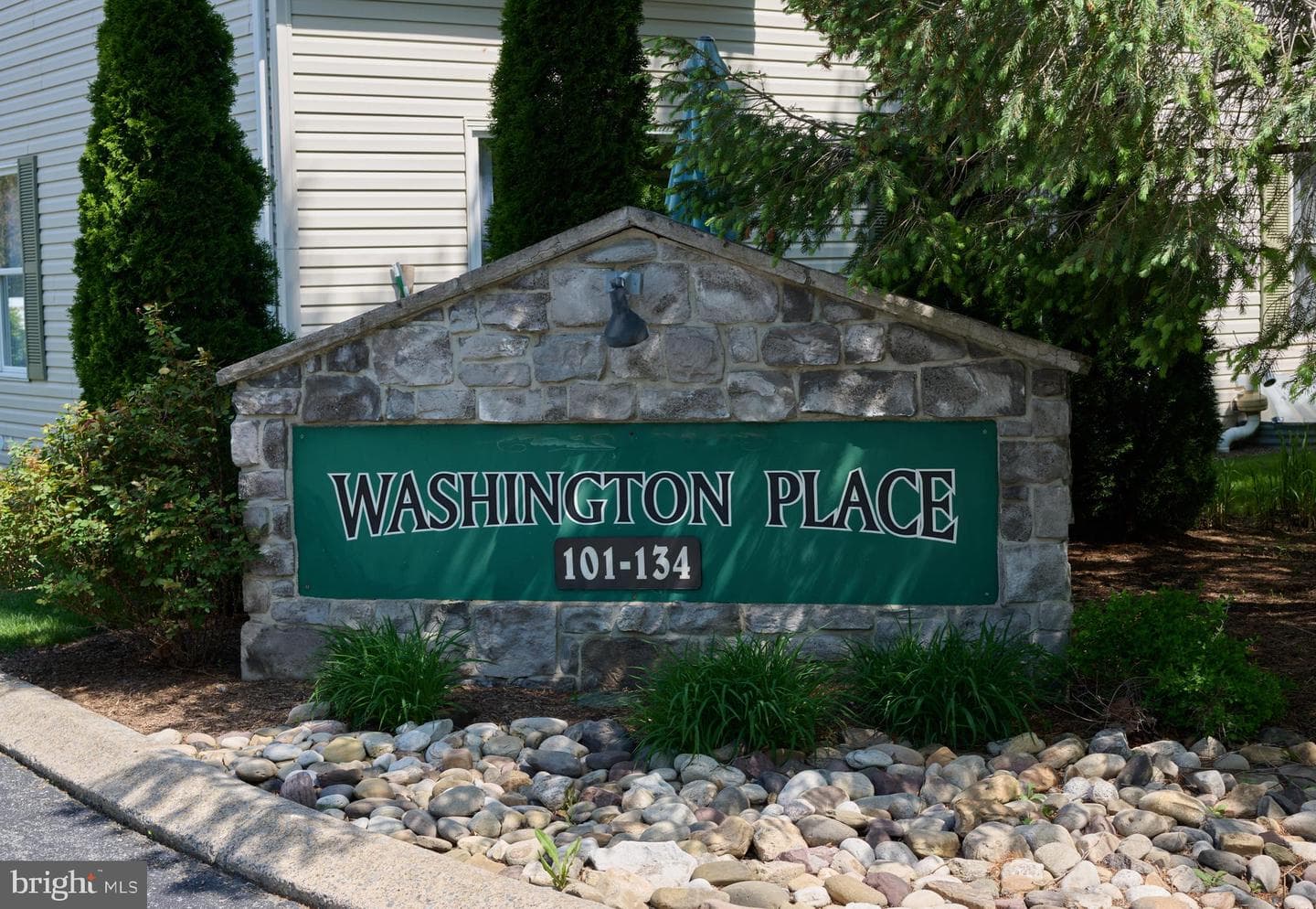 121 Washington Place #121 photo 4