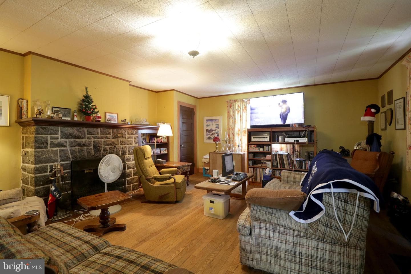 441-445 Ridge Avenue photo 20