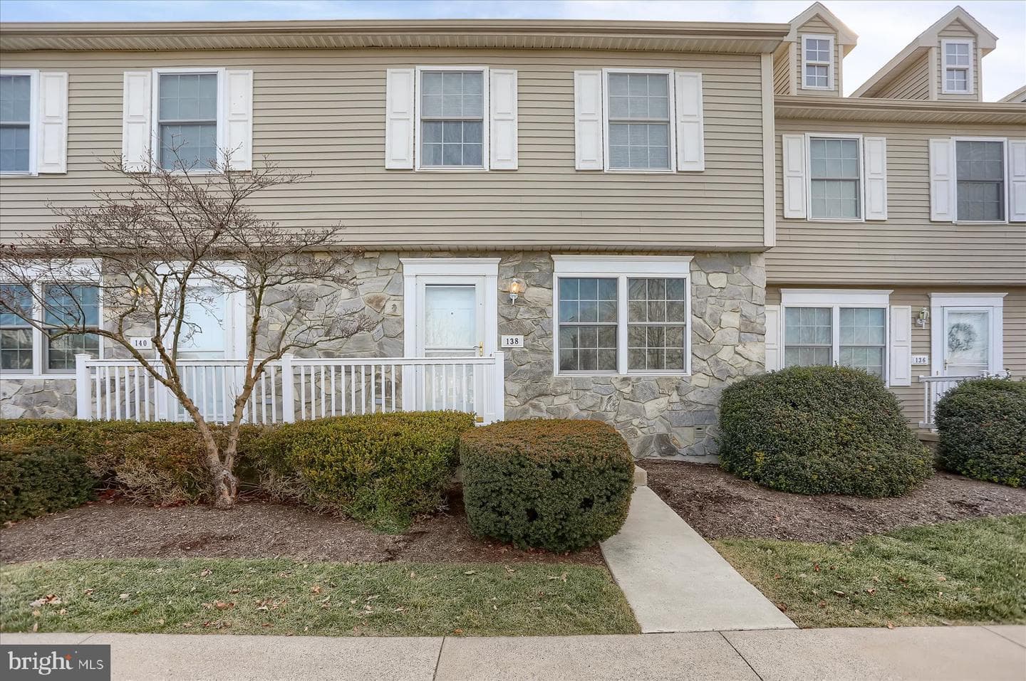 138 Birchtree Court photo 1