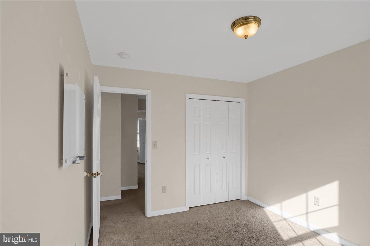 138 Birchtree Court photo 24