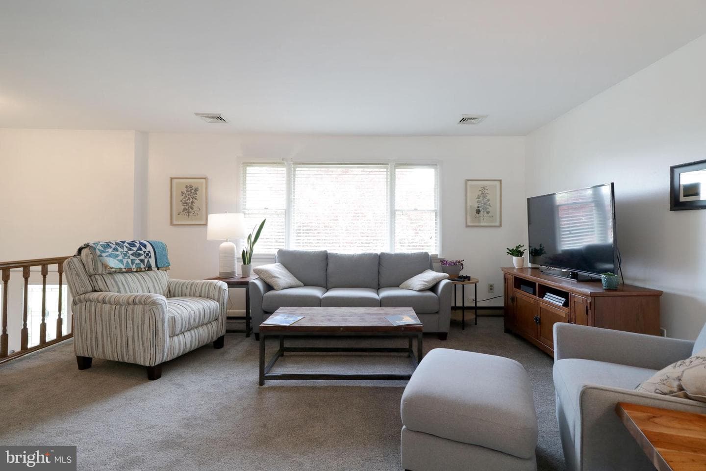 234 S Buckhout Street photo 11