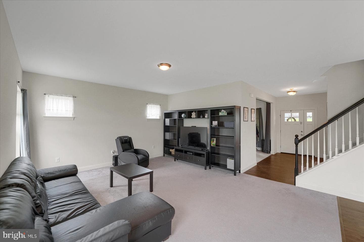 1015 Karmel Street photo 13