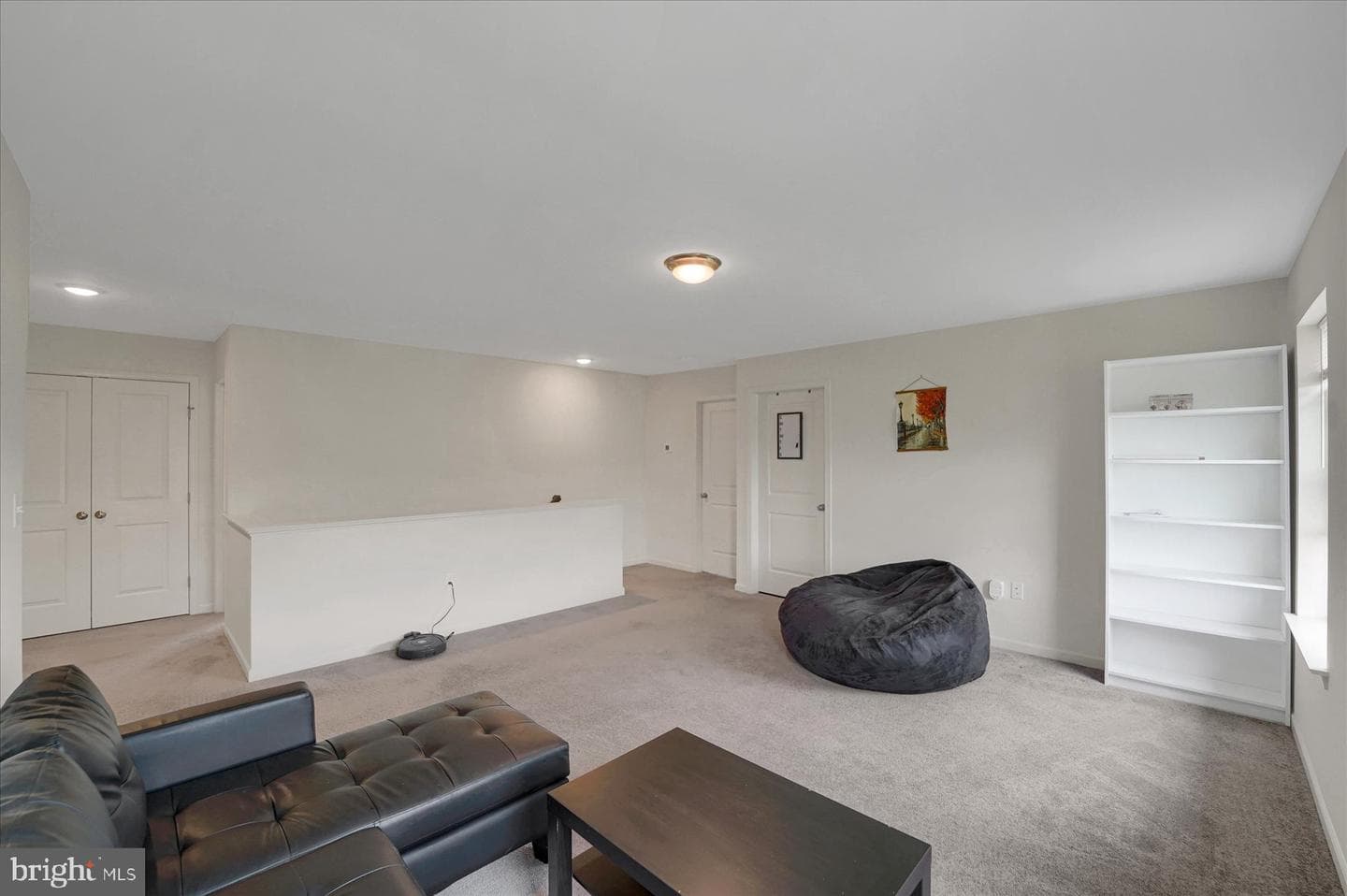 1015 Karmel Street photo 17