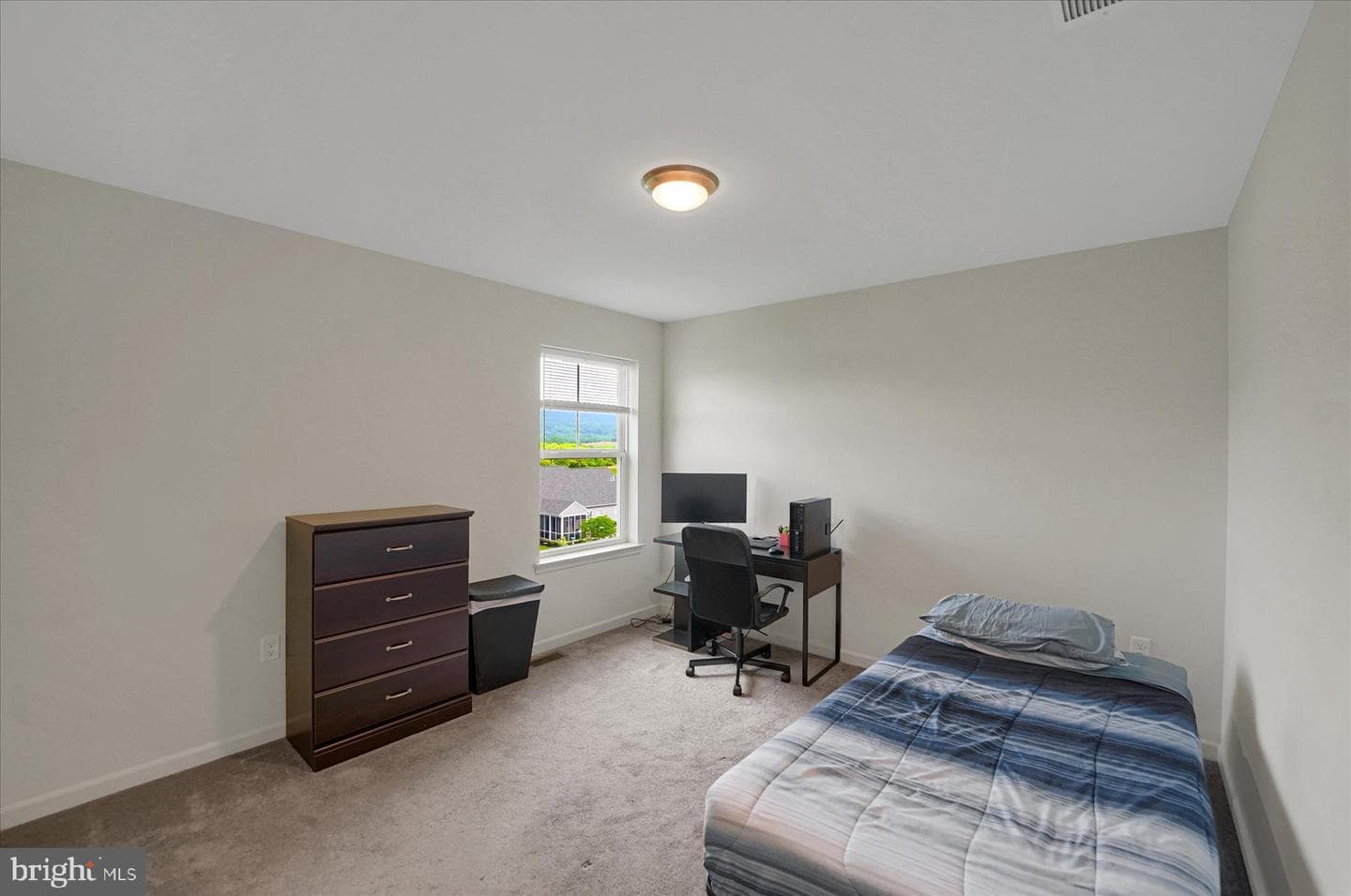 1015 Karmel Street photo 25