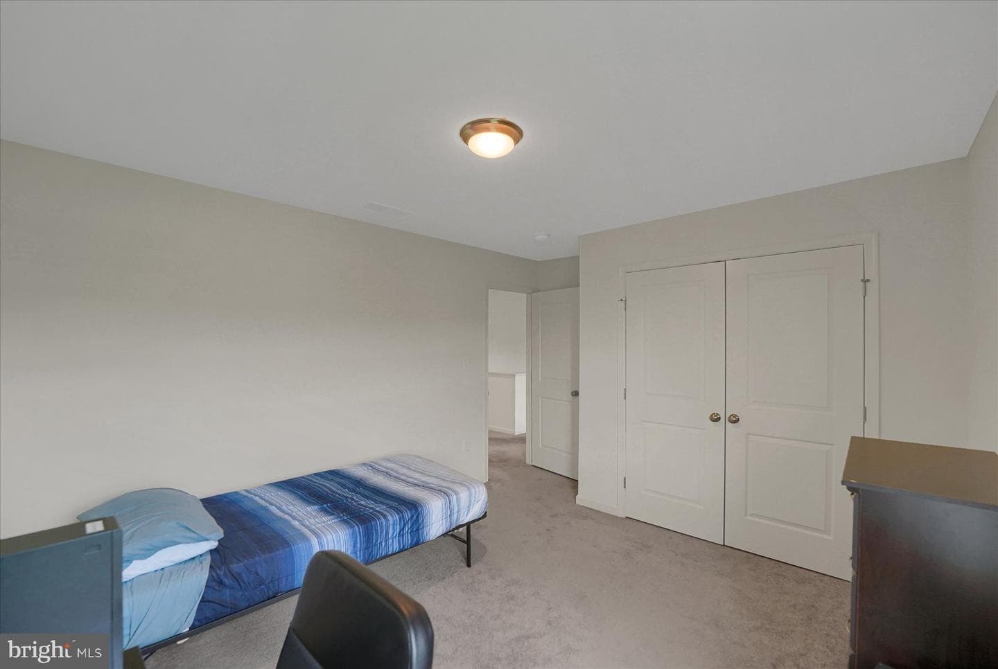 1015 Karmel Street photo 26
