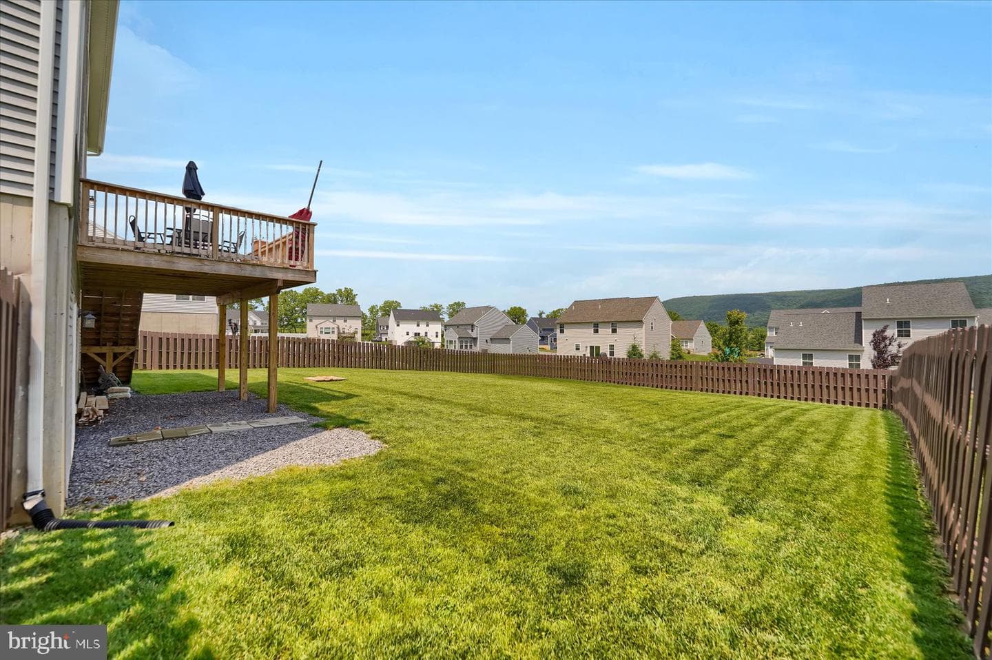 1015 Karmel Street photo 32