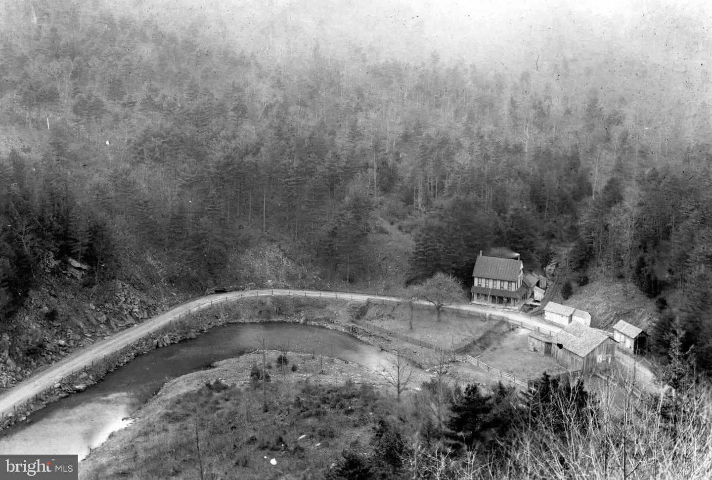 222 Millheim Narrows photo 5